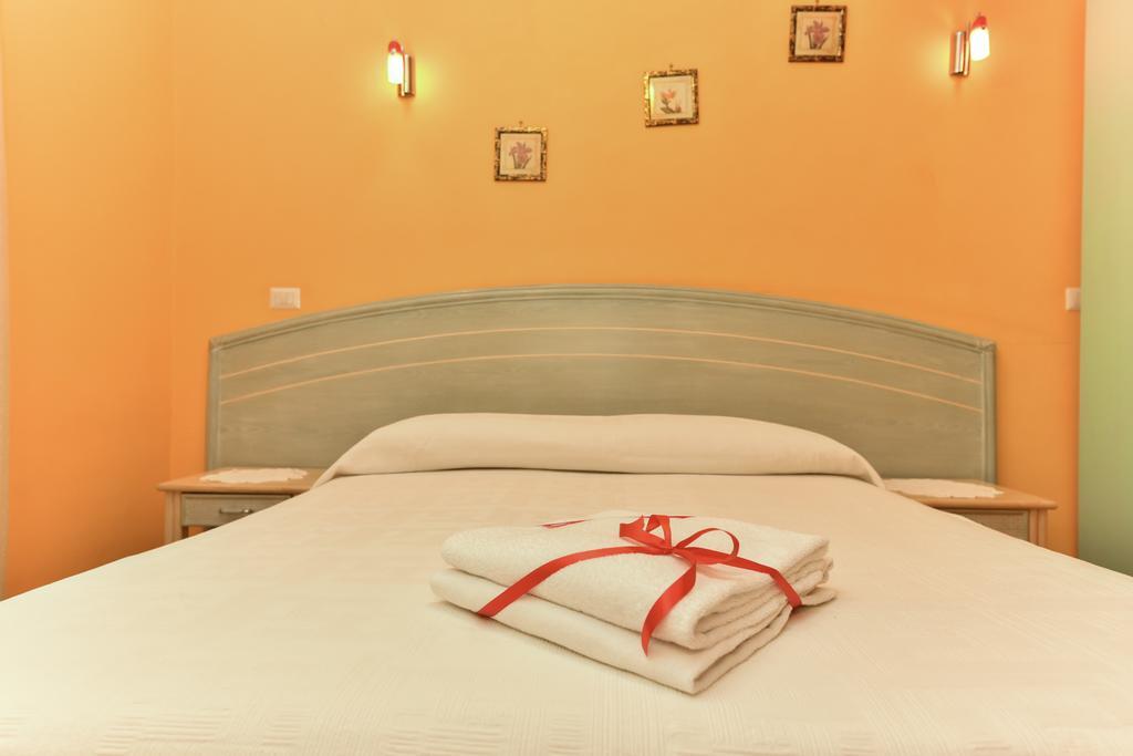 Claudia 3* Rome