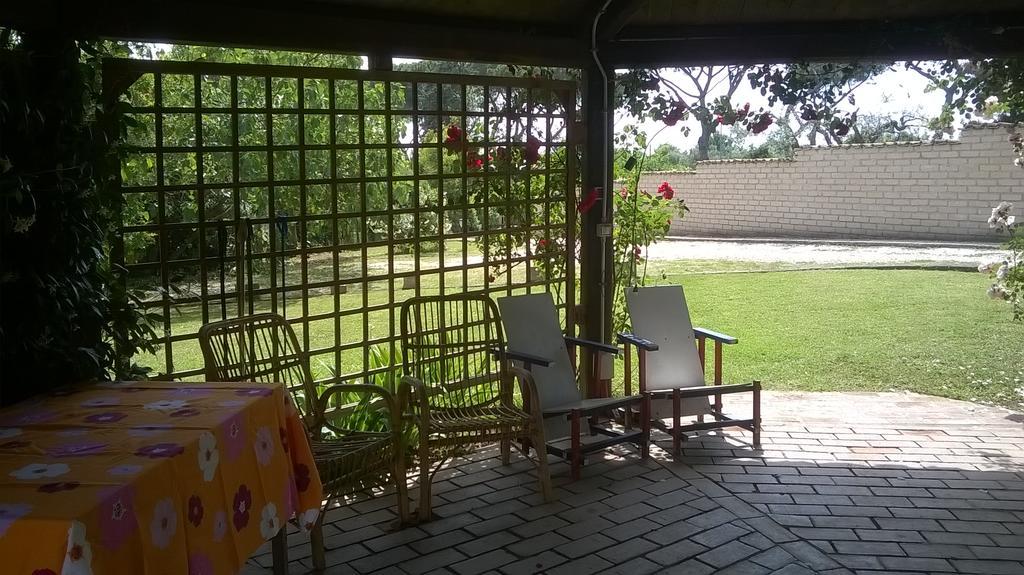 Il Casale Dell'ara Delle Rose Bed & Breakfast *