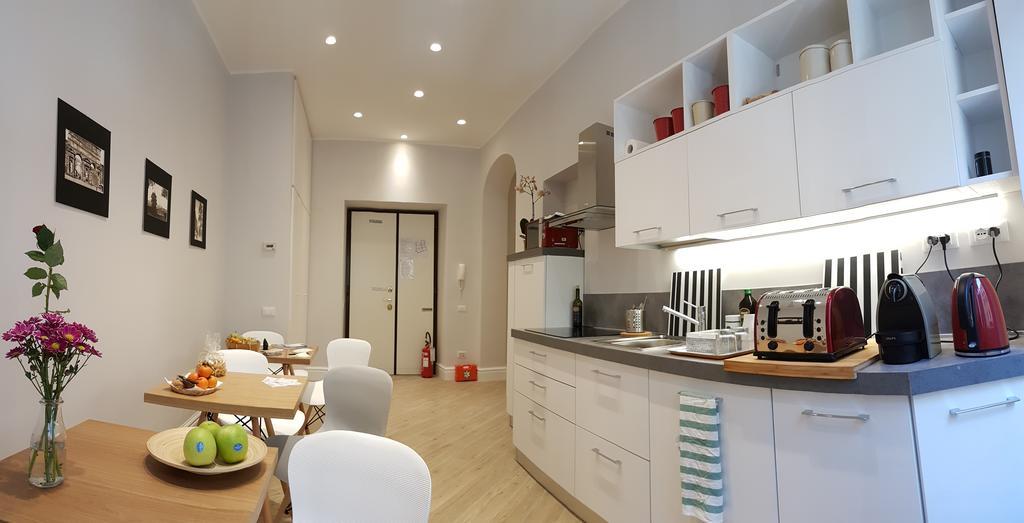 Bed & Breakfast Roman Suite Guest House Rome