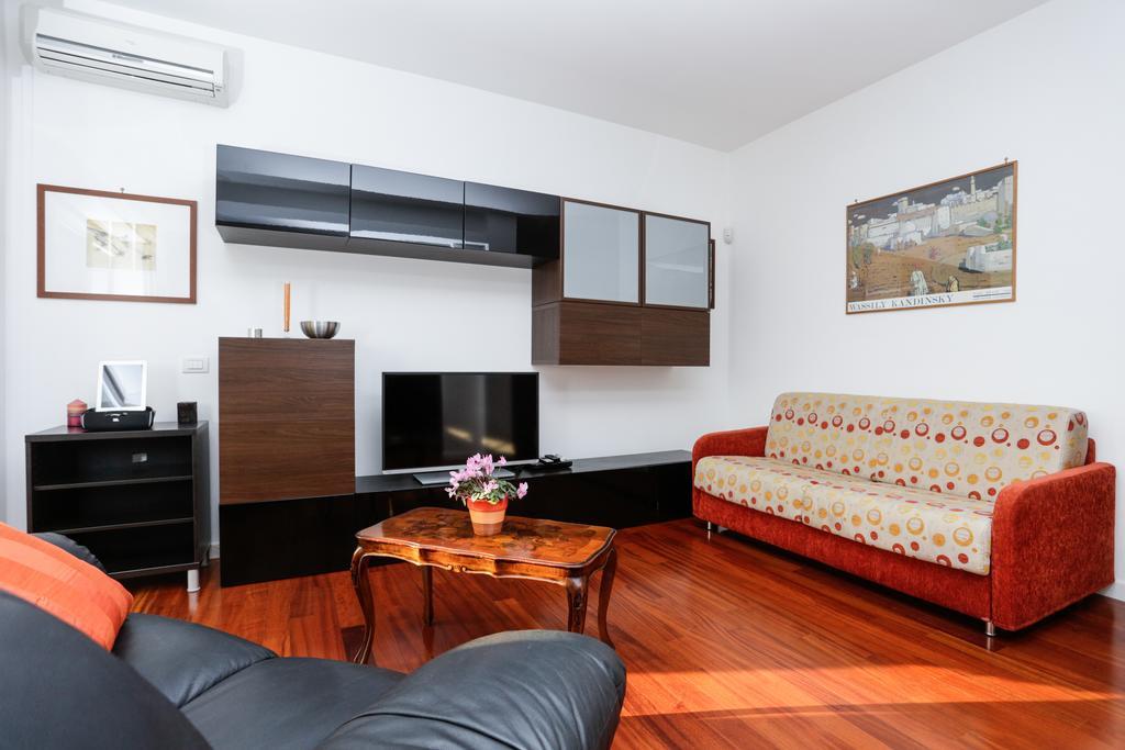St. Peter Terrace Apartment *