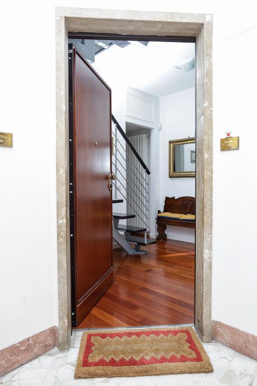 St. Peter Terrace Apartment *
