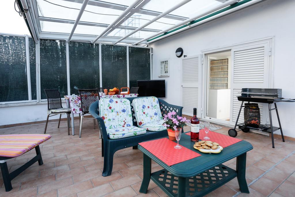 St. Peter Terrace Apartment