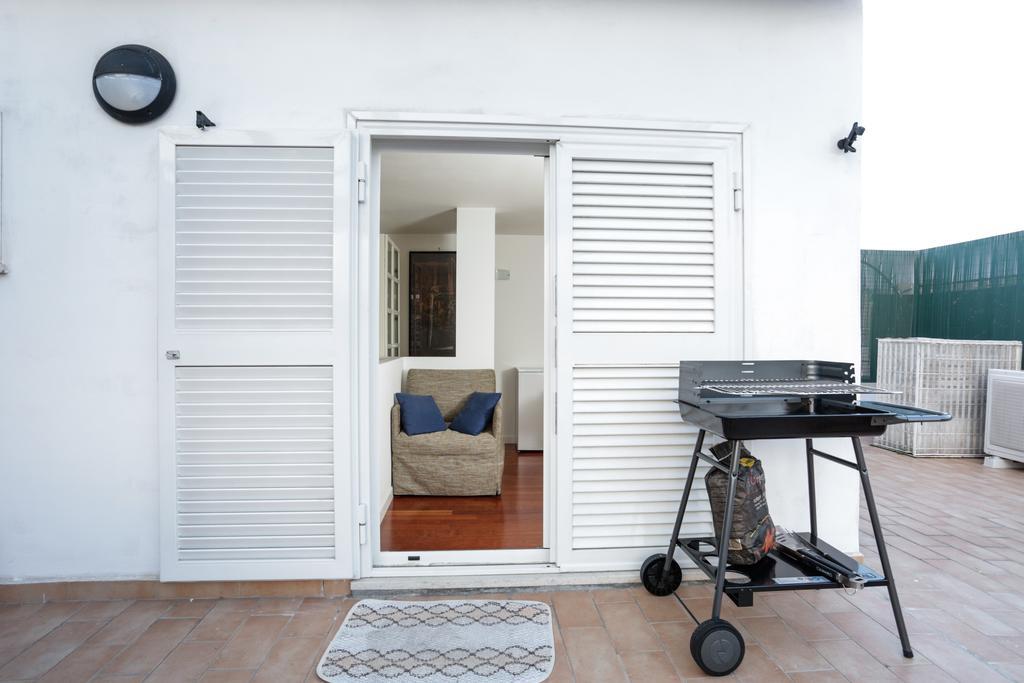 St. Peter Terrace Apartment *