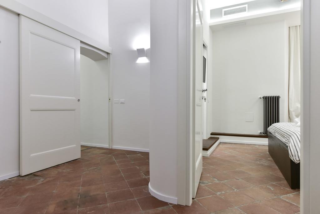 Campo De' Fiori Brand New Apartment