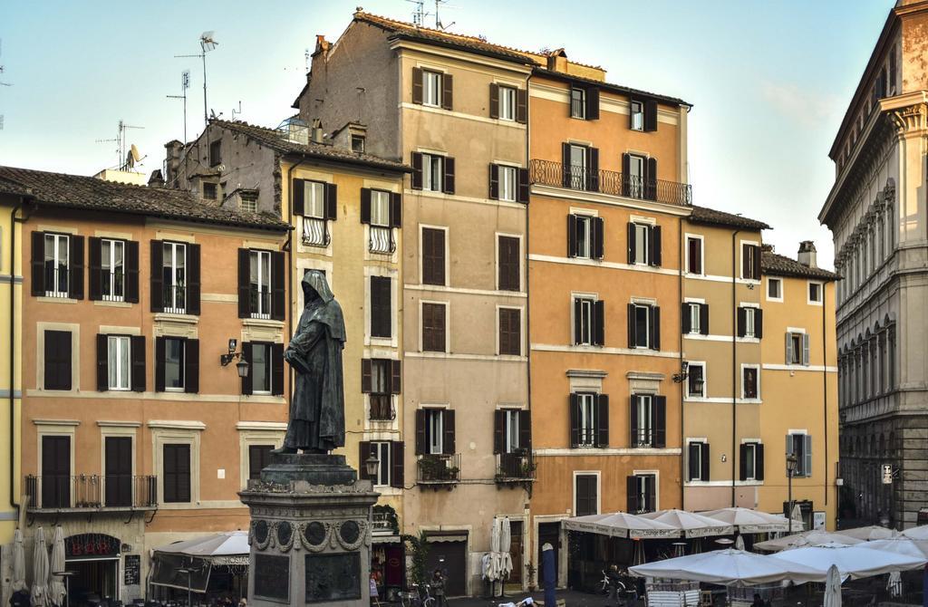 Campo De' Fiori Brand New Apartment *