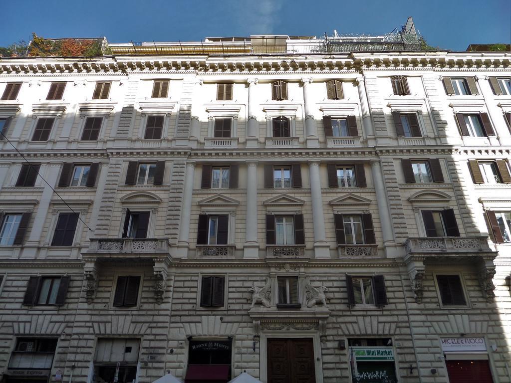 Guest house 325 Ai Fori 2*