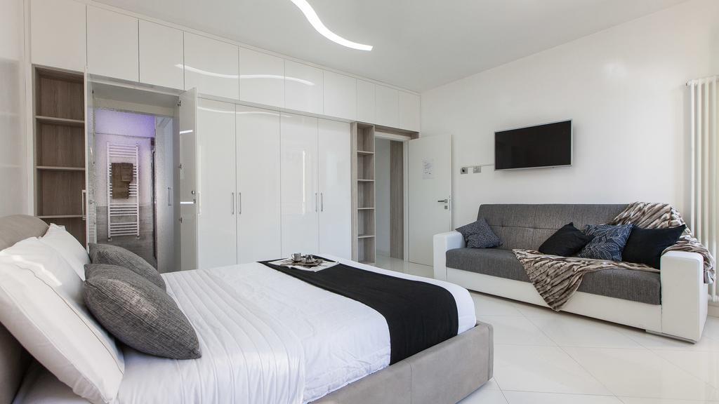 Vittoriano Apartments *