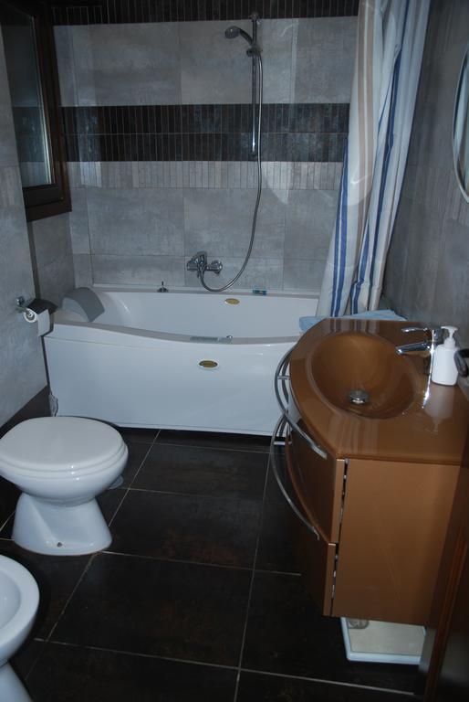 Flavia Apartment *