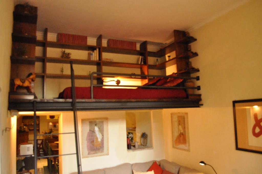 Onofrio Flat Roma