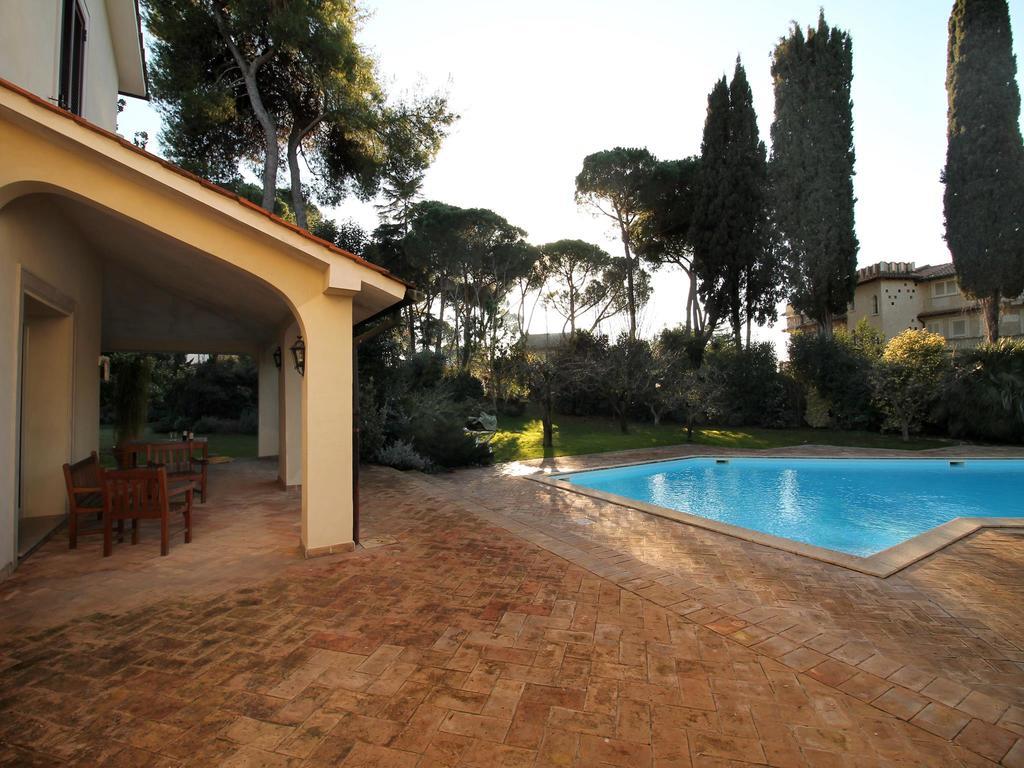Villa Fratelli Maristi Villa *