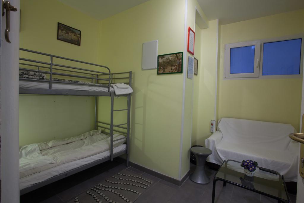 Eva Guest house