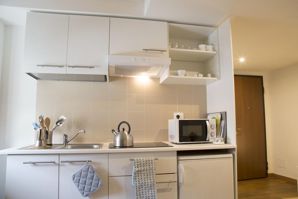 Apartment Cairoli Interno 9a - La Sapienza - Termini Station Rome