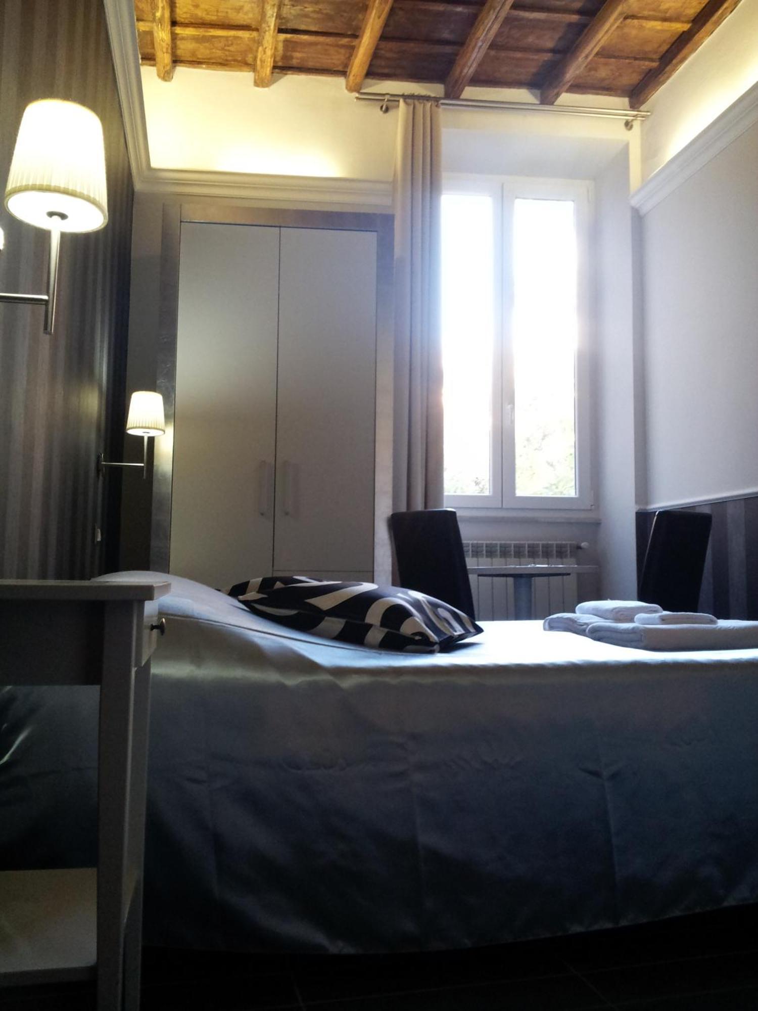 Navona Nice Bed & Breakfast Rome
