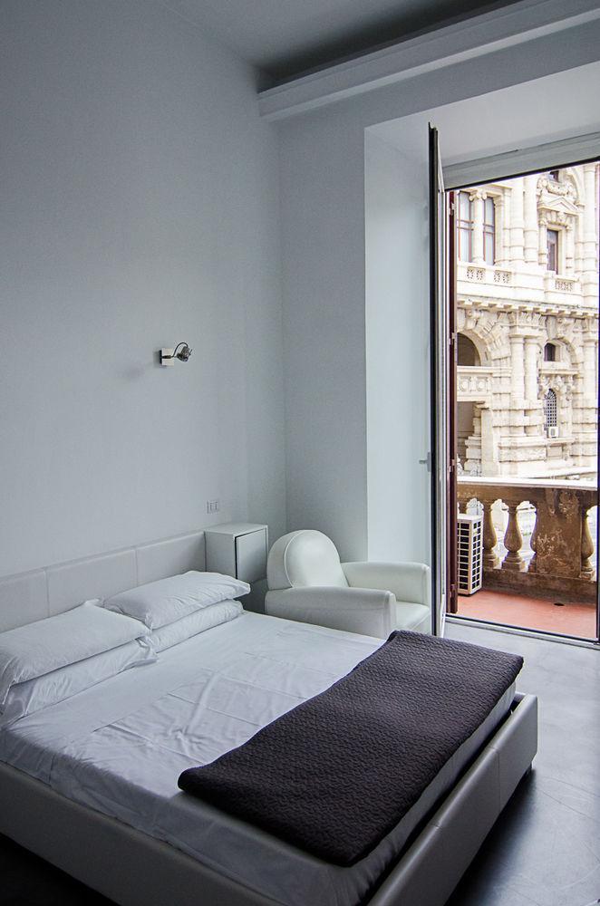 We Love Roma Guest House Guest house Rome