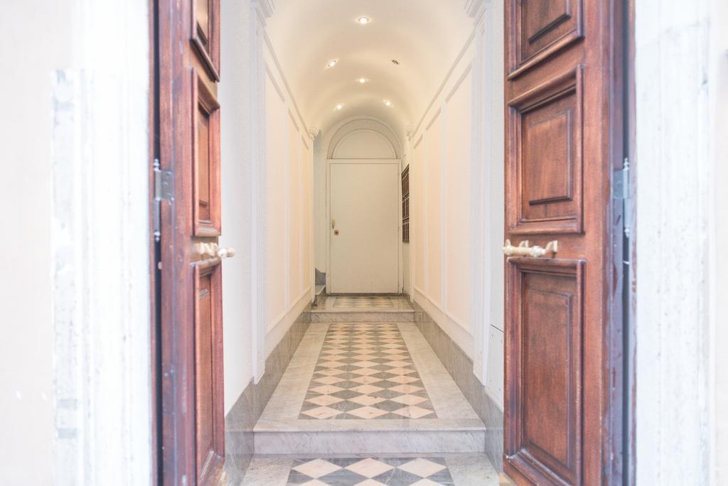 Frattina De Luxe Apartment