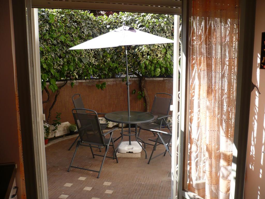 Joe's Unforgettable Vatican Nest *