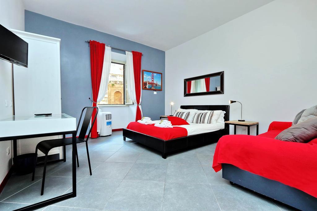 Apartment Cozy Fabia 300 Mt From Colosseum Rome