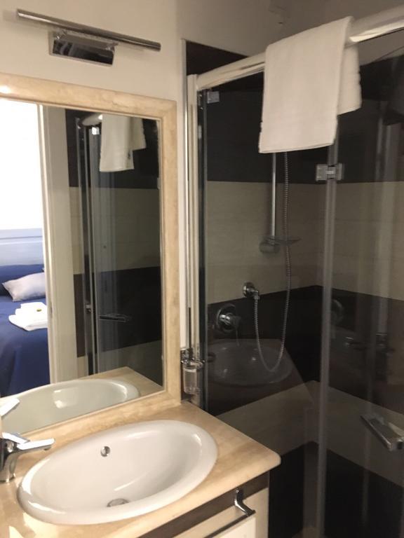 My Guest house 3*