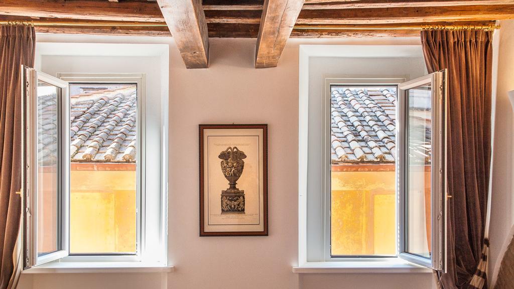 In - Scala Apartment Rome