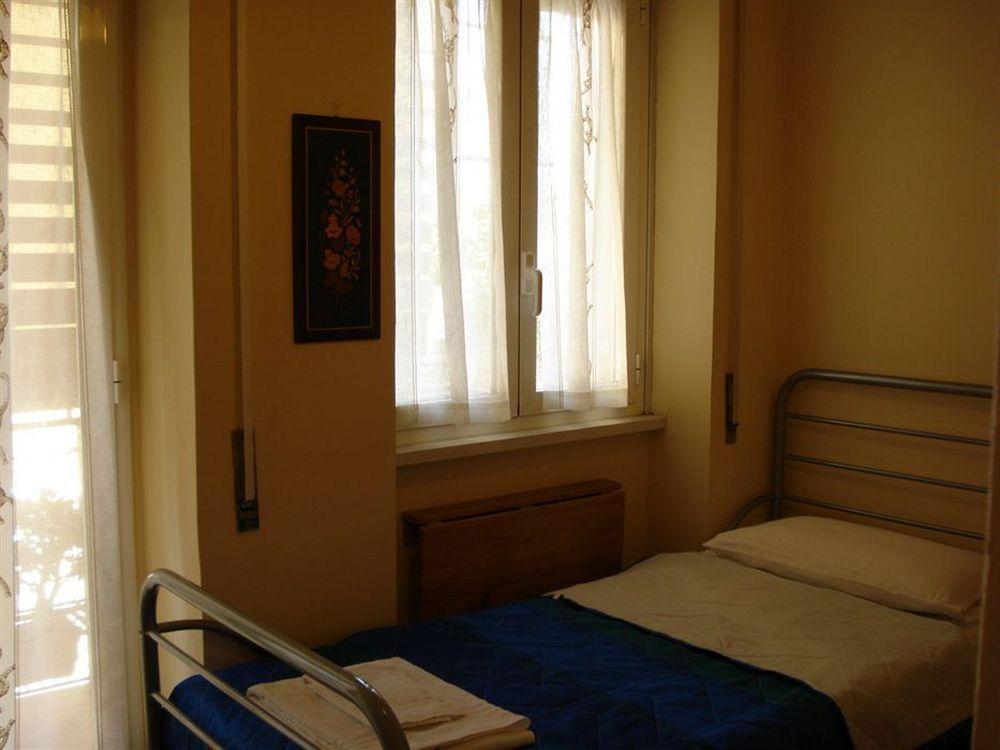 Testa Gioacchino 3*