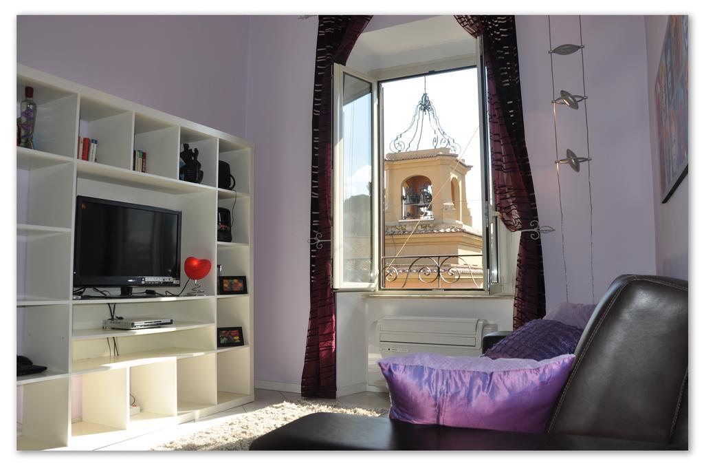 Valentina Vatican Apartment *