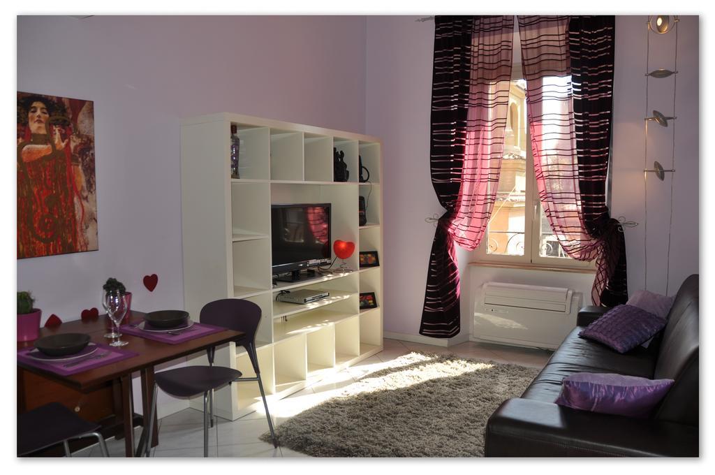 Valentina Vatican Apartment