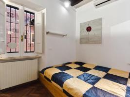 Vicolo Del Piede 31 - Trastevere *