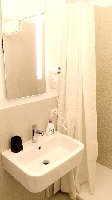 Warehouse 47 Guest house *