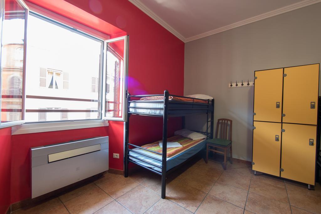 Hostel Alessandro Downtown & Bar Rome