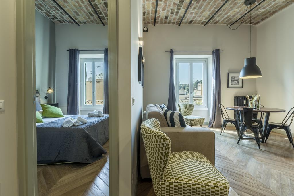 Eve Penthouse Colosseo Apartment