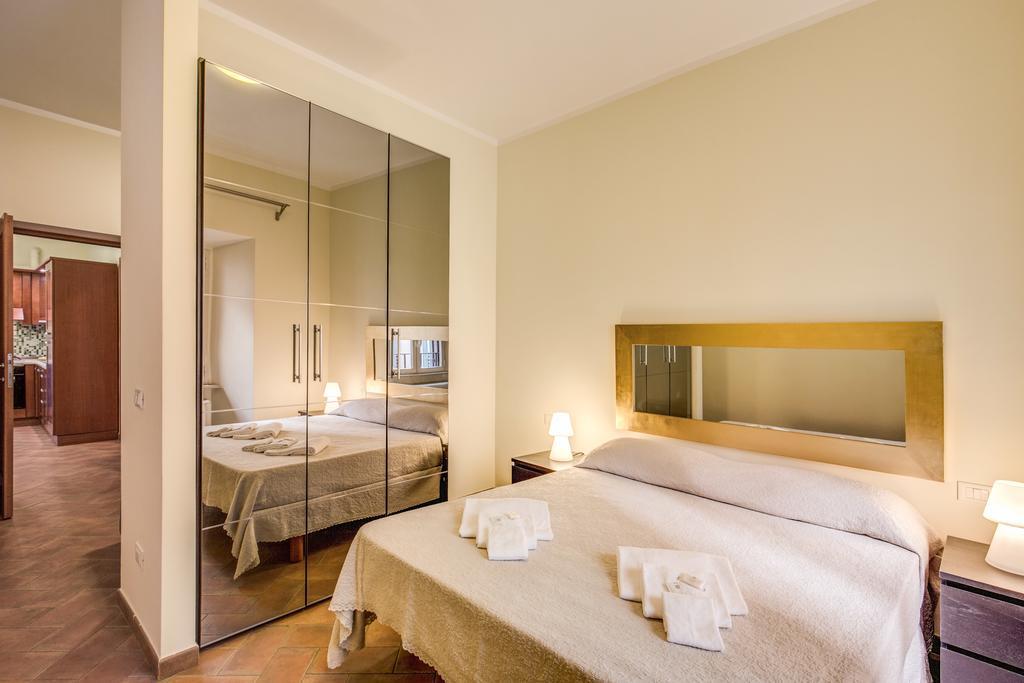 Apartment Appartamento Via Del Monte Della Farina Rome