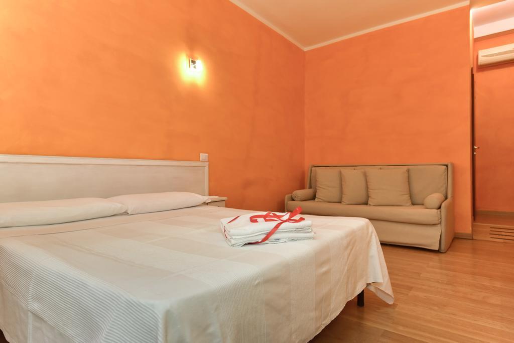 Claudia 3* Rome