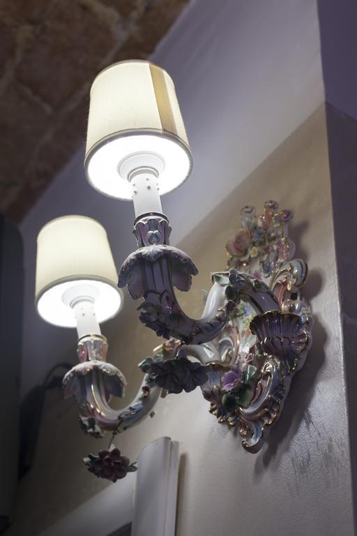 Salaria Luxury Suites