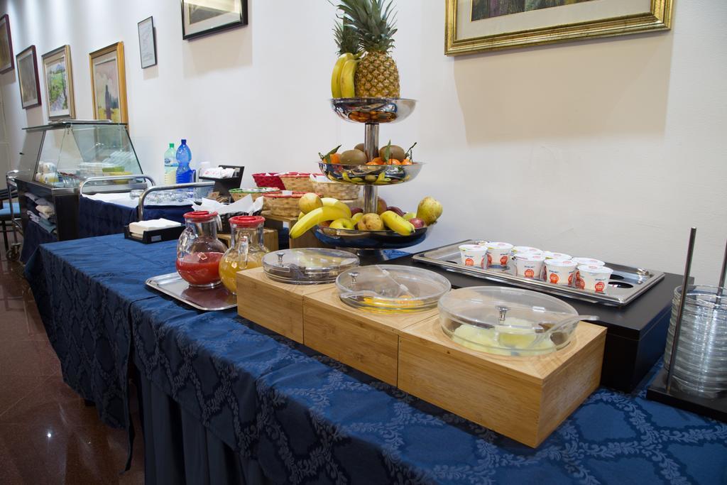 Santa Maura Hotel Rome