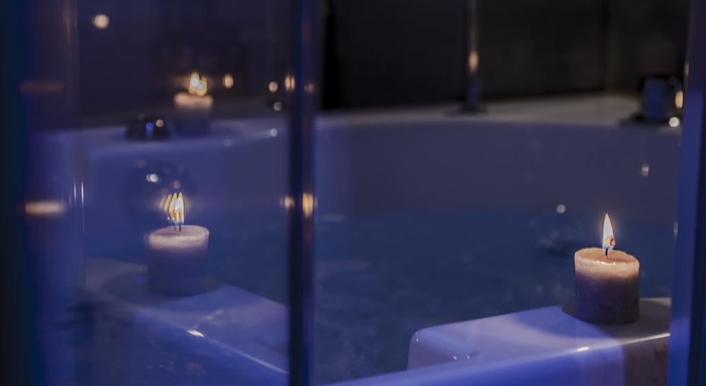 Town House Spagna- Luxury Rooms With Jacuzzi Bath Guest house