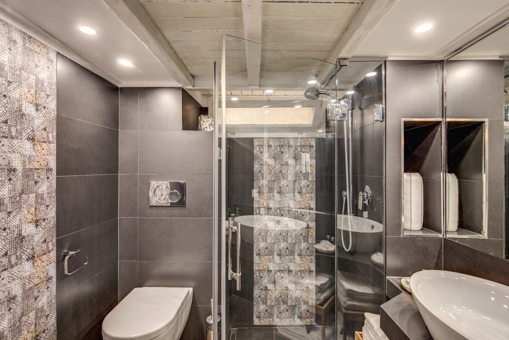 Domus Urbana Rome