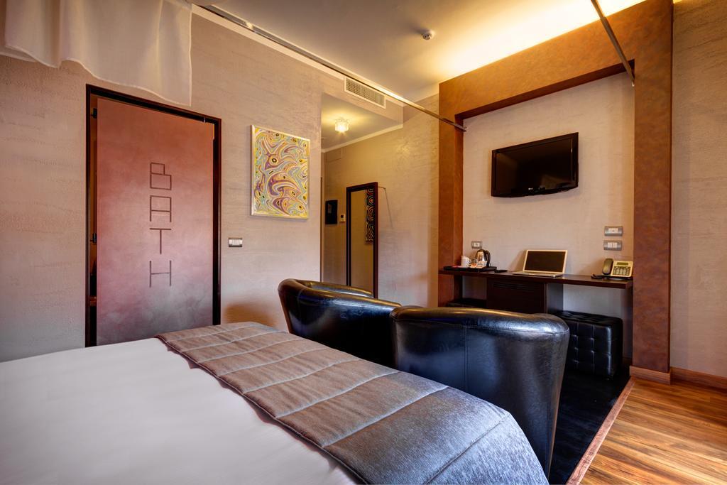 Dharma Luxury 4* Rome