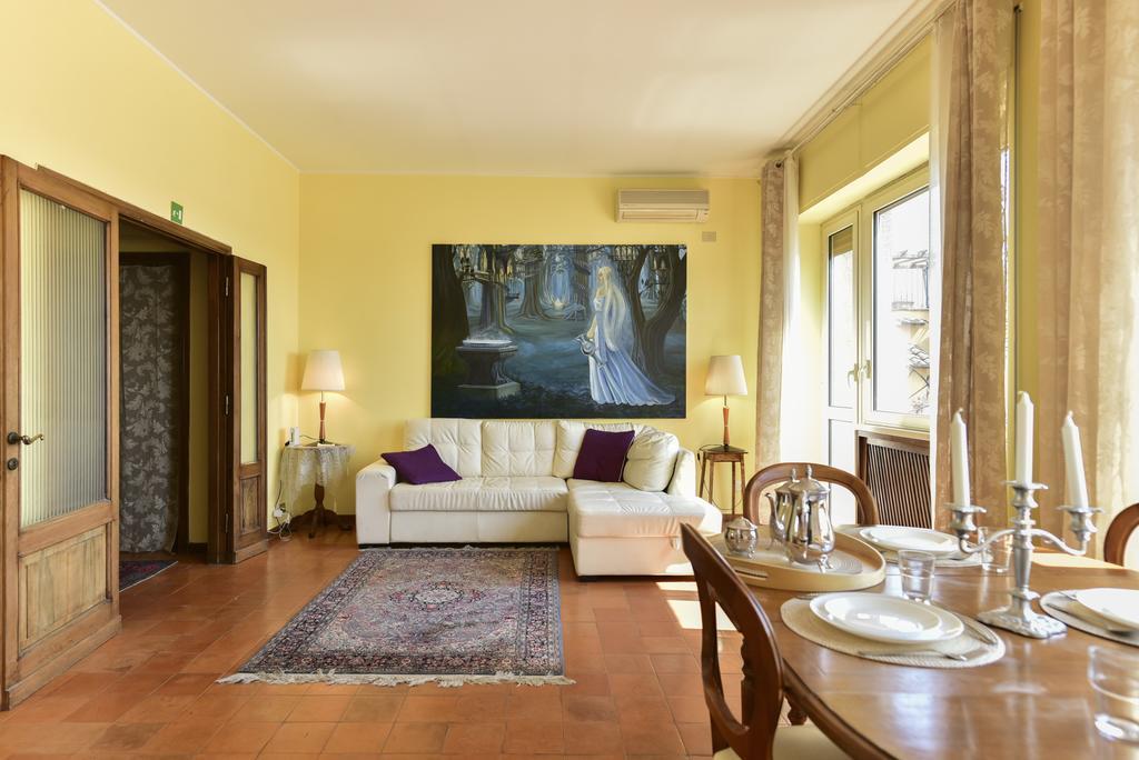 Prince's Penthouse Piazza Di Spagna Rome