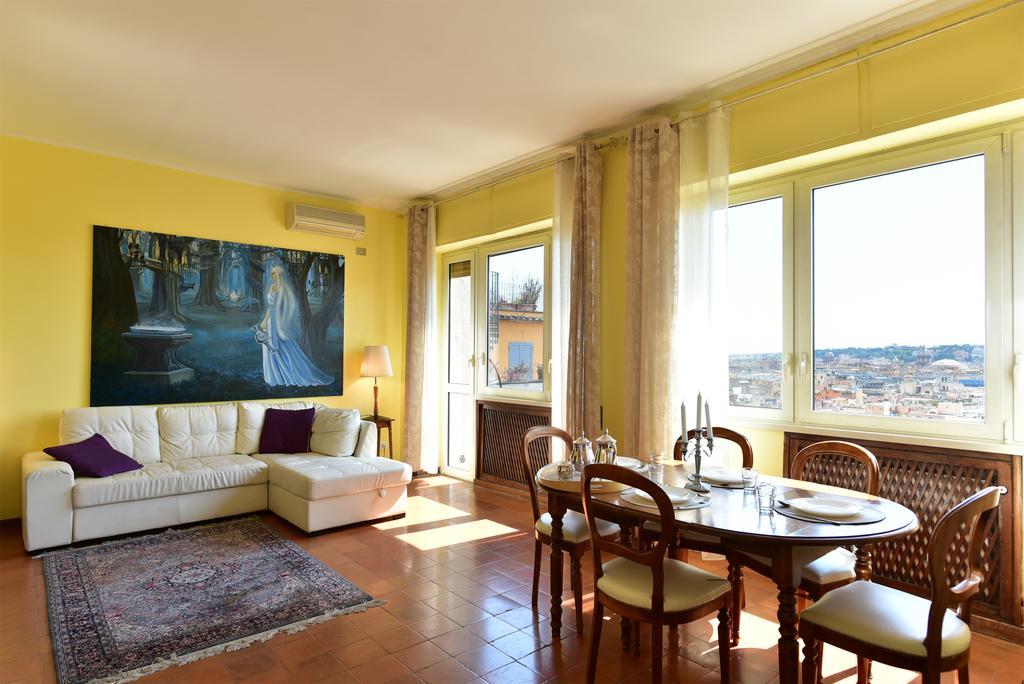 Prince's Penthouse Piazza Di Spagna Holiday home Rome