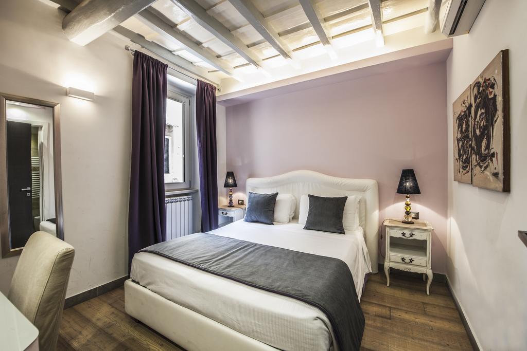 Town House Spagna 2*