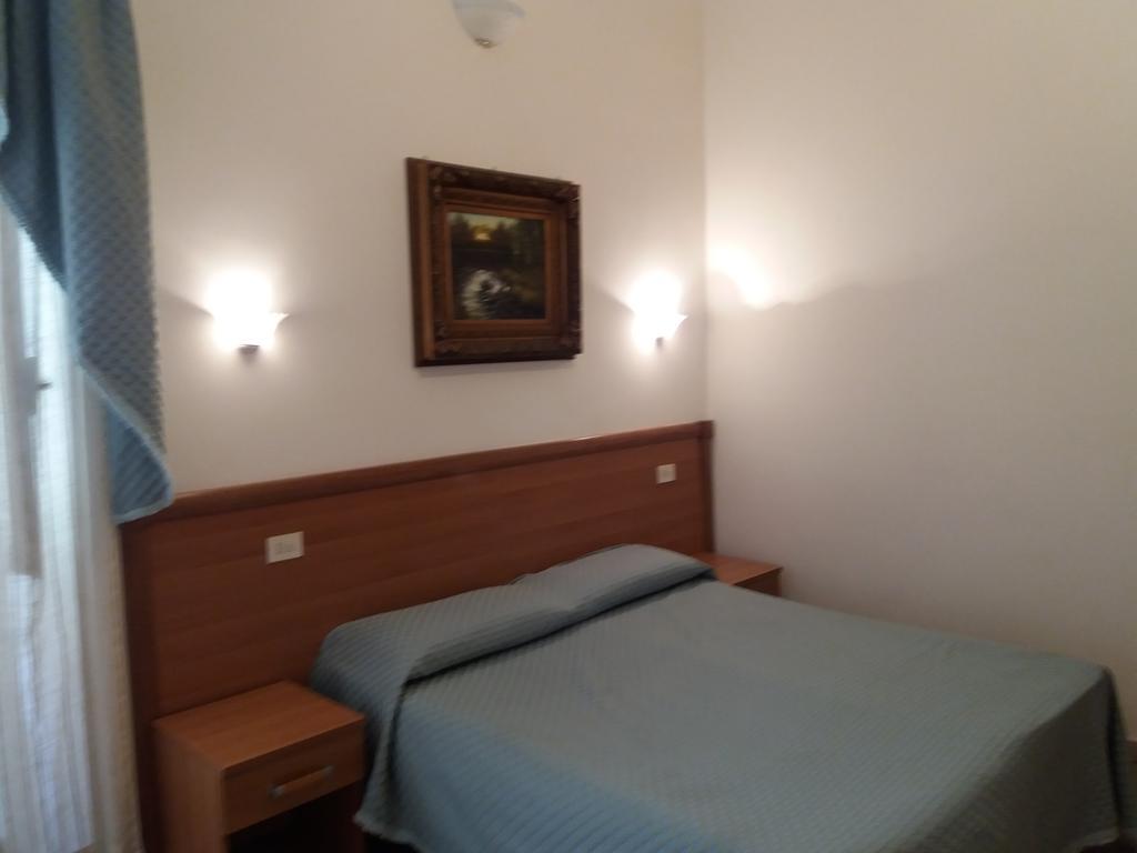 Ritmo Blues 3* Rome