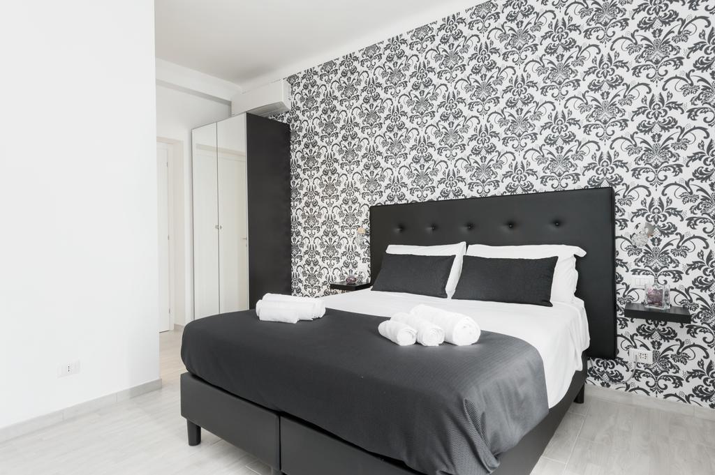 Black Colosseo Guest house *