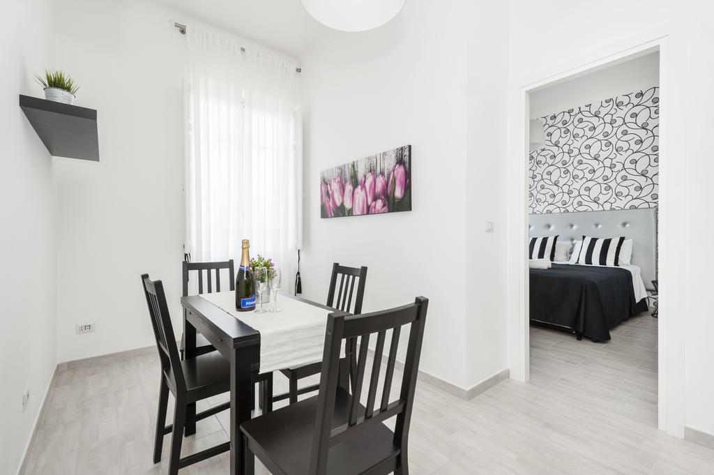 Black Colosseo Guest house Rome