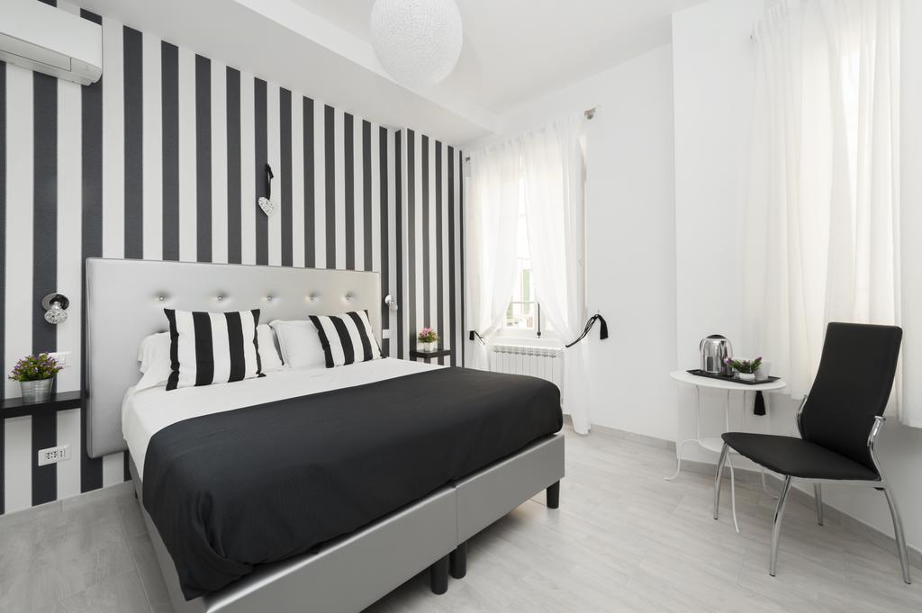 Guest house Black Colosseo *