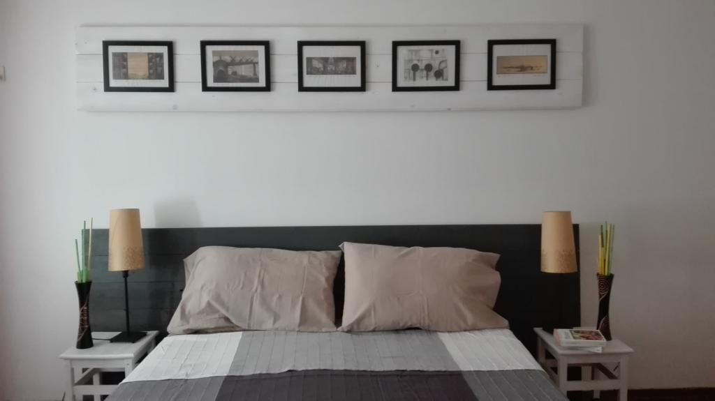 Apartment Cinema *