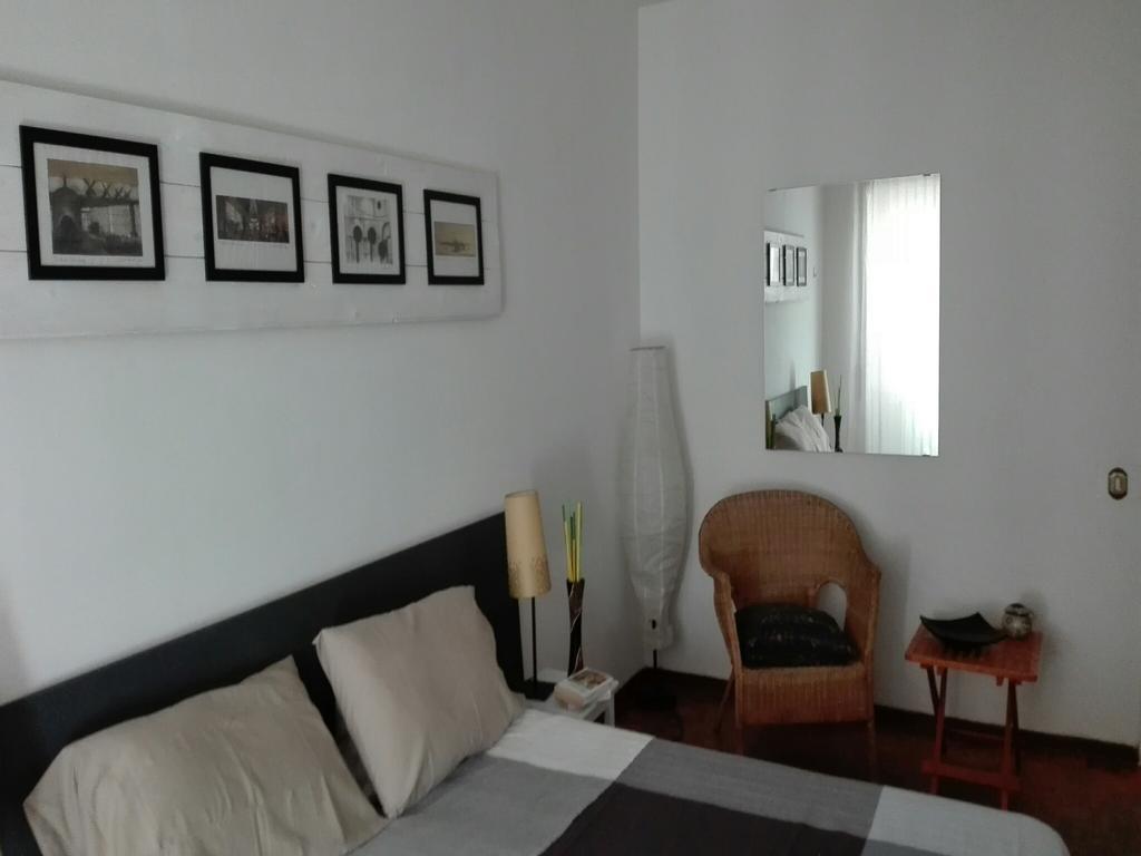 Cinema Apartment *