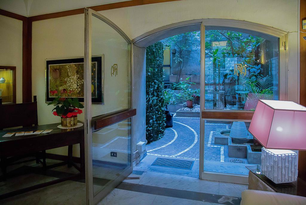 Relais Dolcevita Apartment Rome