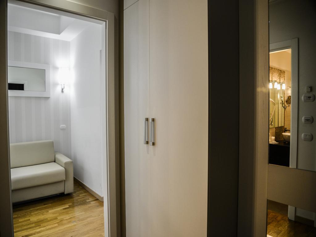 At Forty-one Hotel Rome