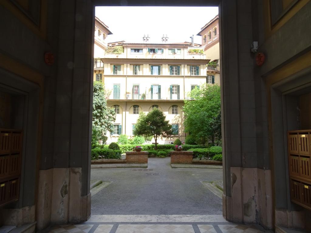 Mazzini Affittacamere 2*