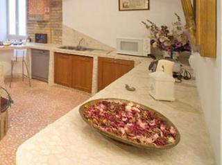 Caesar's Guest house 3*